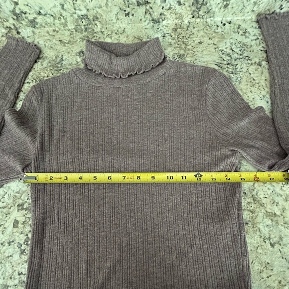 Madewell Cropped Turtleneck Size S - Picture 12 of 13